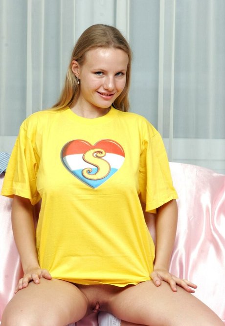 adultprime nice model image