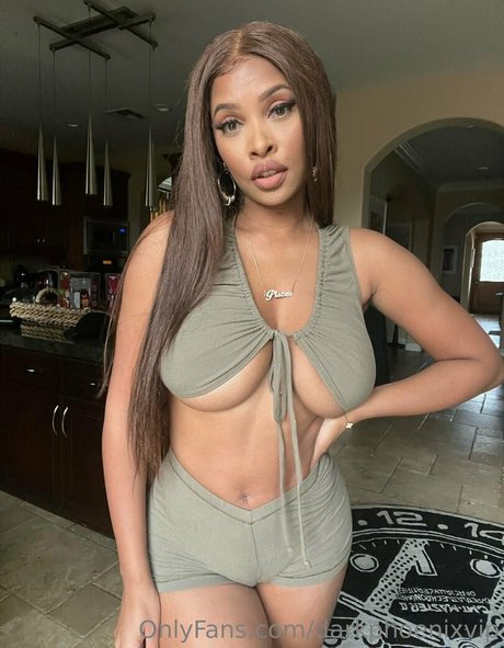 darkphoenixvip xxx pornstar picture