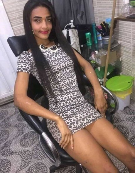 Rutielly Zagner hd pornstar image