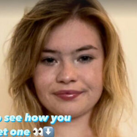 Melody Bee123 beautiful pornstar photos