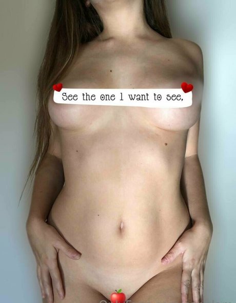 canelam adult actress galleries