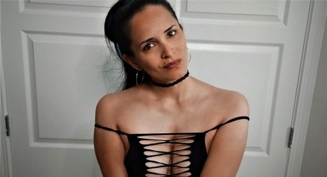 Killrbeauty nude pornstar pictures