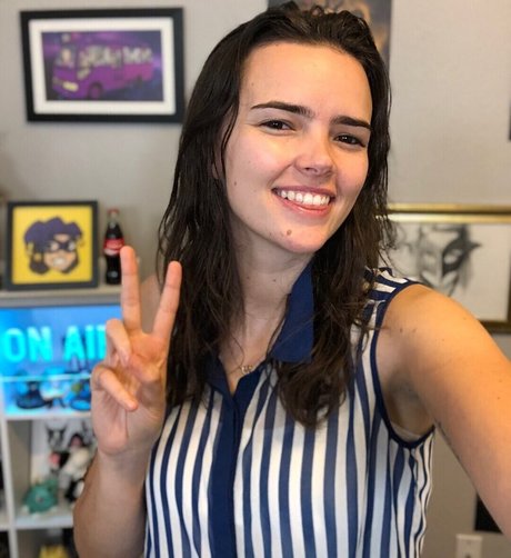 Lowco sexy model img