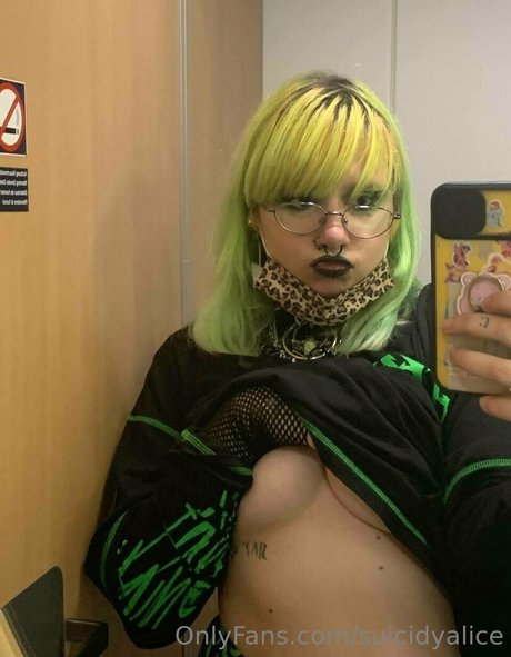 suicidyalice Profile pic