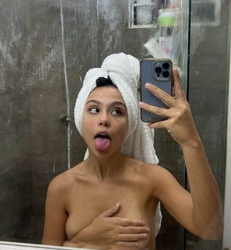 Bruna16 pornstar art img