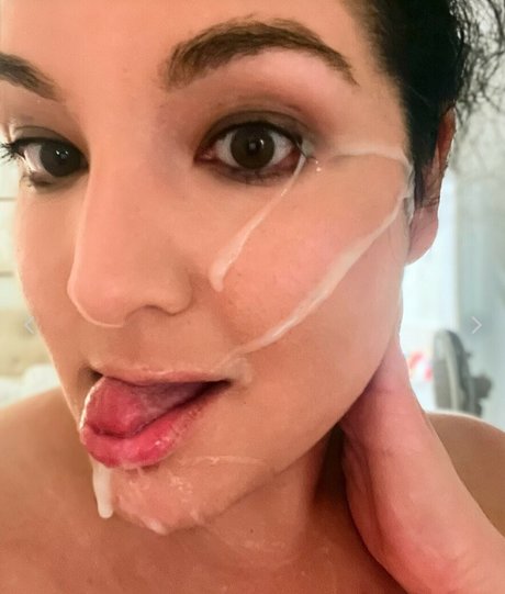 thatmom1030 nude actress gallery