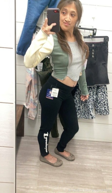 queenbracee model porn archive