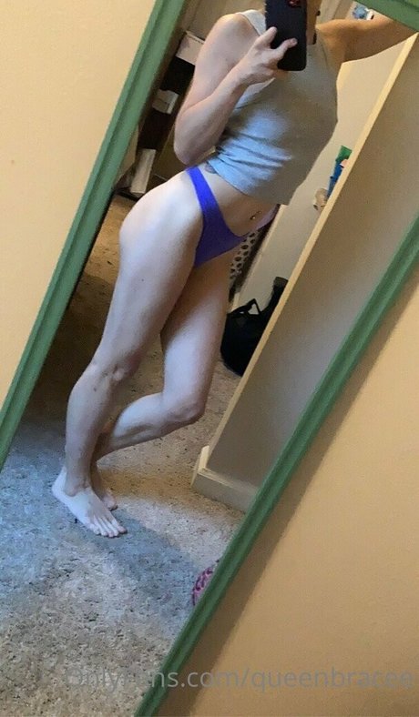 queenbracee art pornstar photos