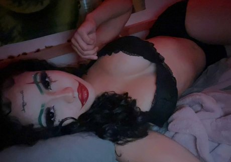 lxn6a sexy actress pics