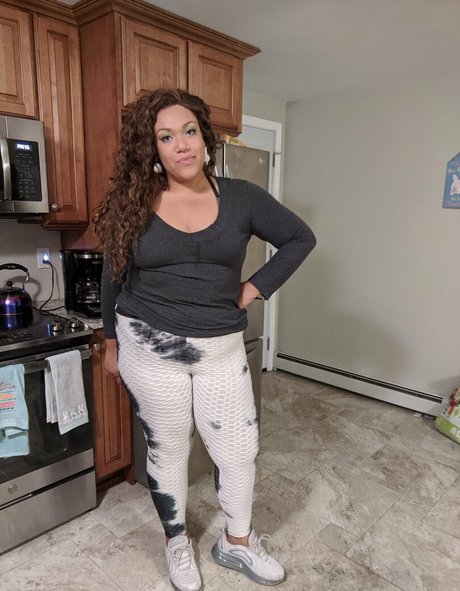 worship nicoles soles erotic model photos