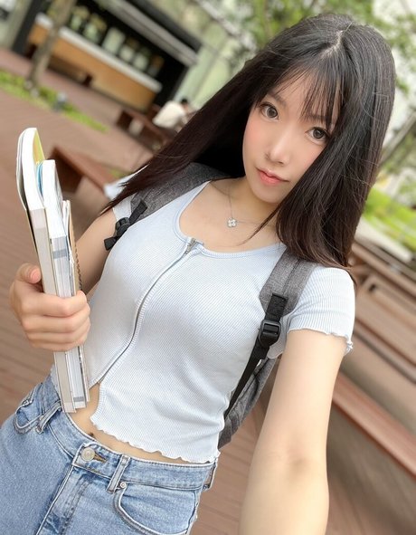 creamcandy123 naked model photos