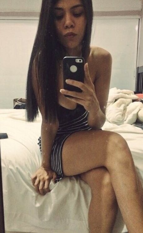 Wen Fuentes nude model photos