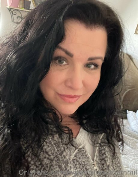 evparrishsouthernmil nude star pics