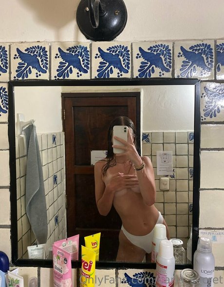 carla secret star beautiful photo