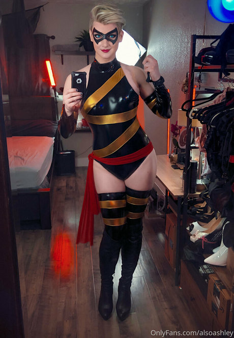 AlsoAshley pornstar pretty picture