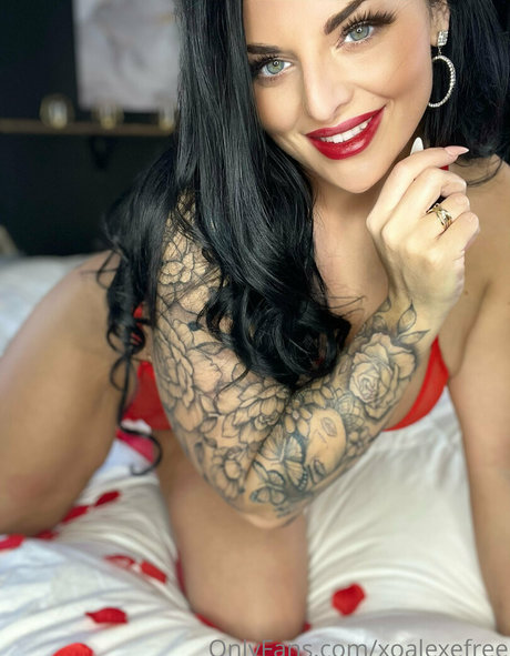 tease lexy star beautiful galleries