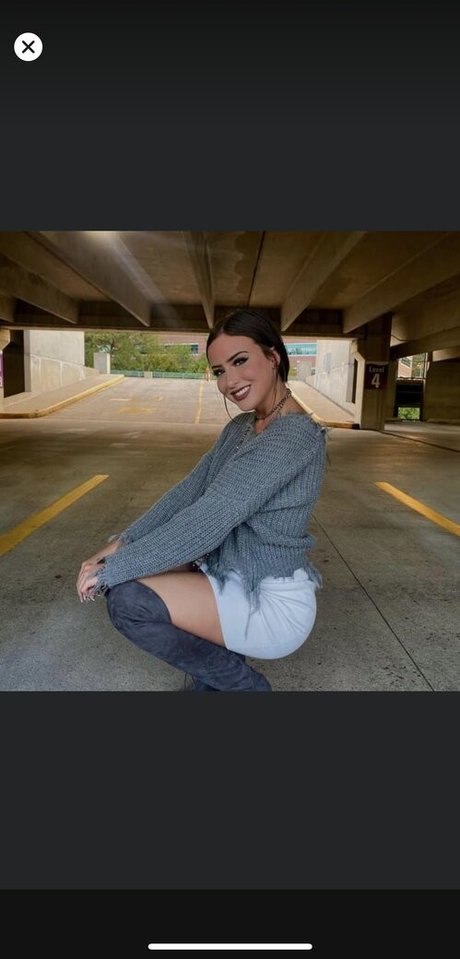 itsseagann model beautiful photo