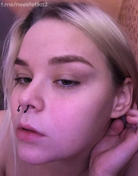 Lenny Bright star beautiful photo