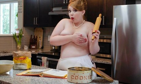 MydarlingRebecca model free photo