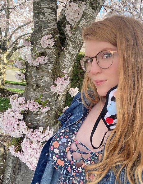 gingergirlie pornstar nudes pic