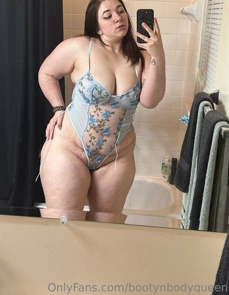 bootynbodyqueen star adult pictures