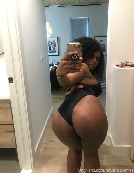 dayshalovefreepromo erotic star img