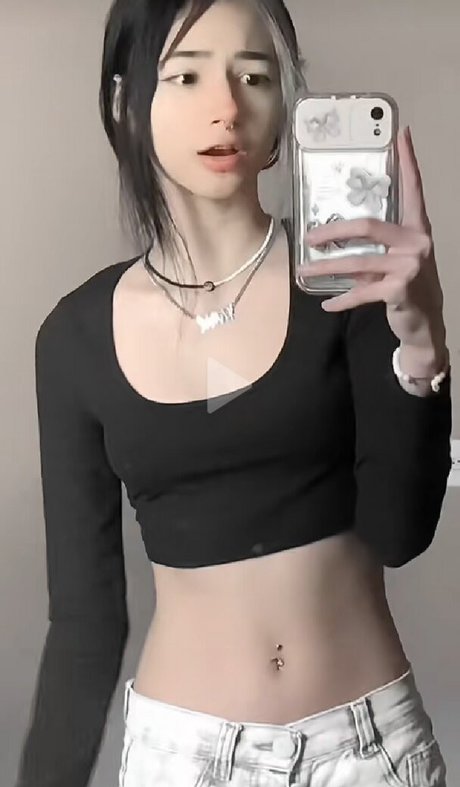 Ana Langdon hd pornstar photo