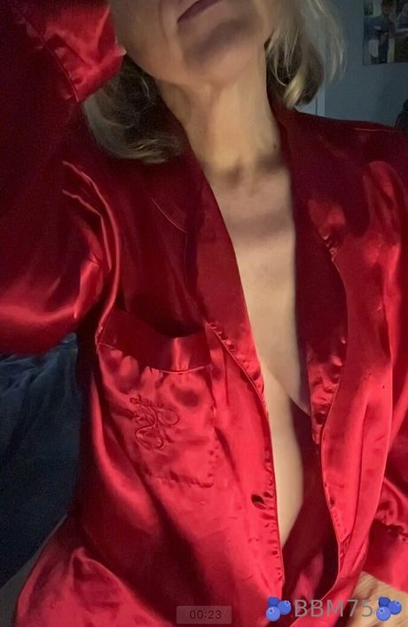 skinny ebony onlyfans adult images