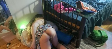 Sleepy Sonata pornstar high quality img