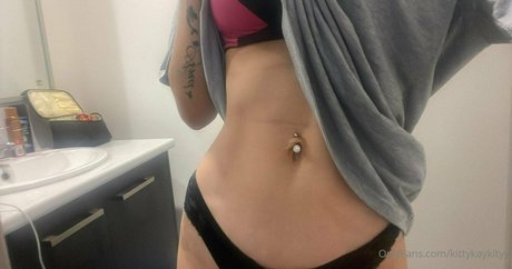 kittykaykityy model beautiful pictures