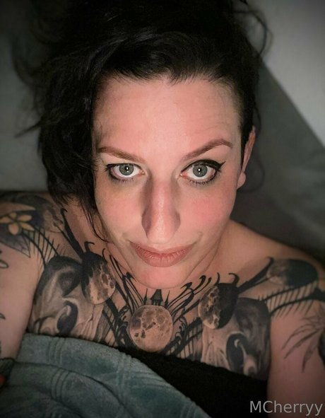 mcherryyy pornstar xxx pictures