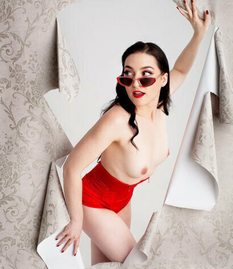 dominofaye star hot pics