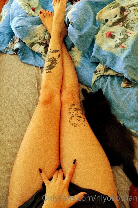 niyokochan exclusive actress photos