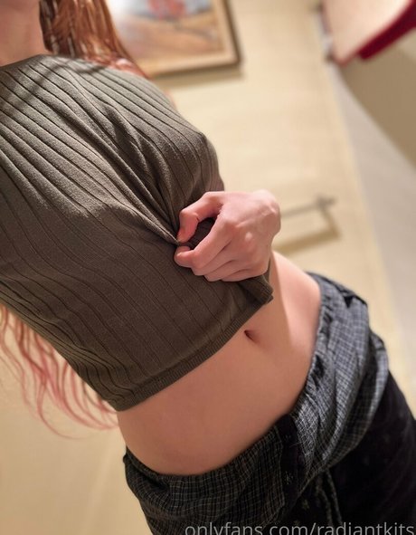 radiantkitsune free star photos