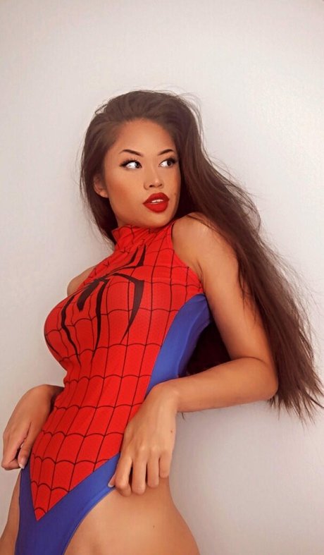 itsanimalia model xxx pictures