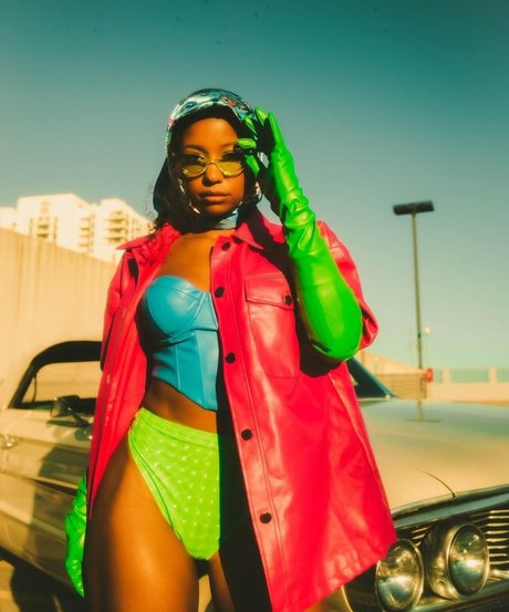 Mataya Sweeting pornographic star pics