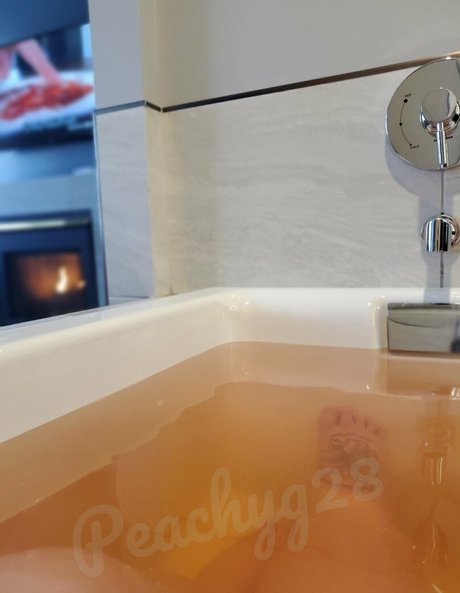 peachyg28 pornstar free galleries