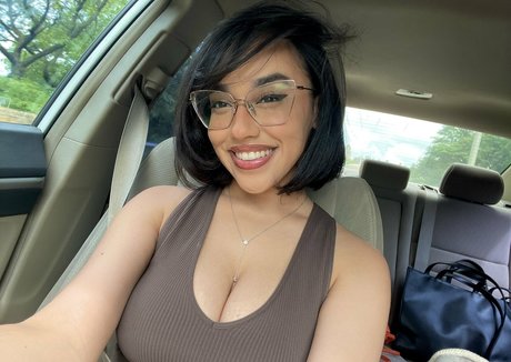 itsqueennovaa art actress photos