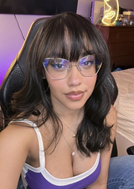 itsqueennovaa free pornstar archive