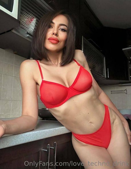 love techno drink nude model pictures