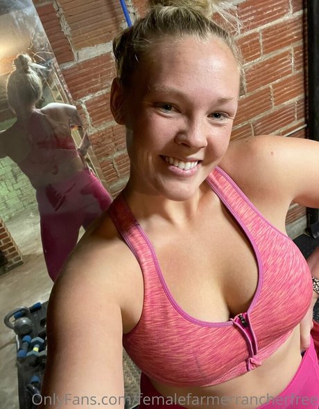 femalefarmerrancherfree model pretty gallery