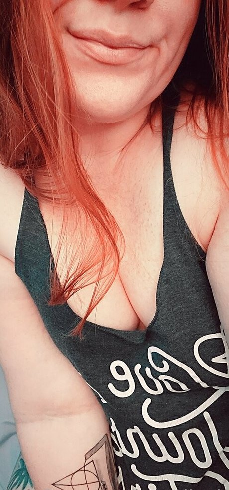 hawaiianjerzee naked model photo