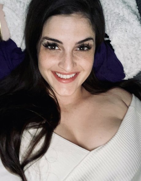 Divajilly naked pornstar galleries