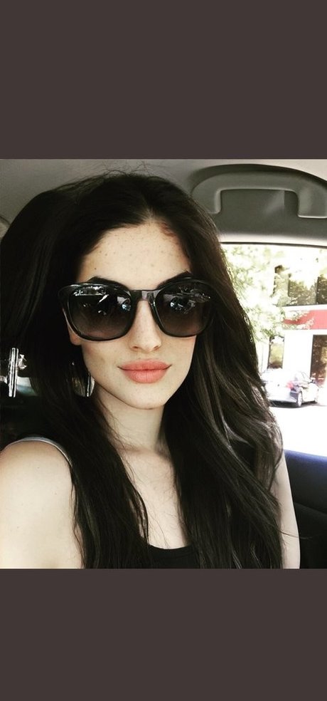 Divajilly pornographic star gallery