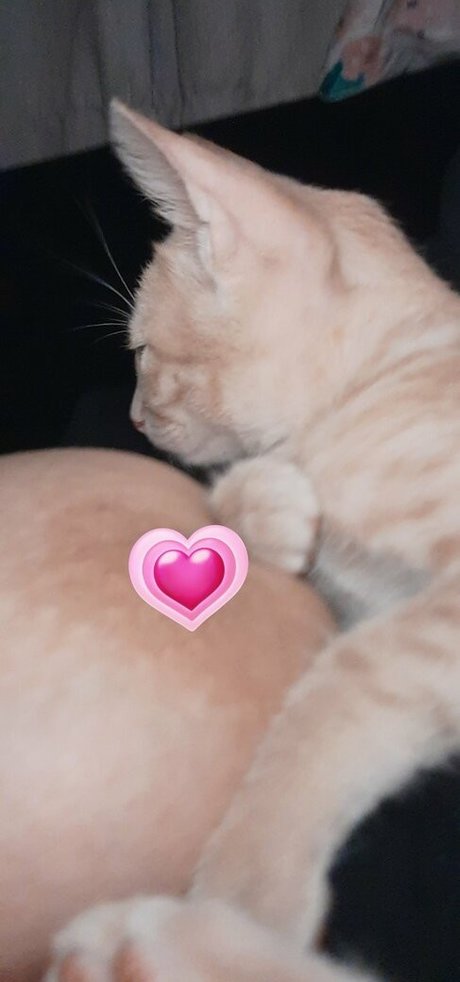 squirt teen onlyfans exclusive image