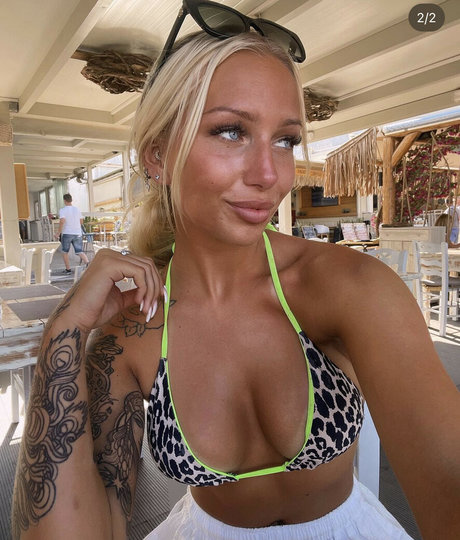 Peach Pia star hot pictures