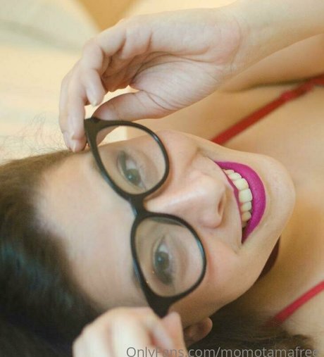 momotamafree model sexy gallery