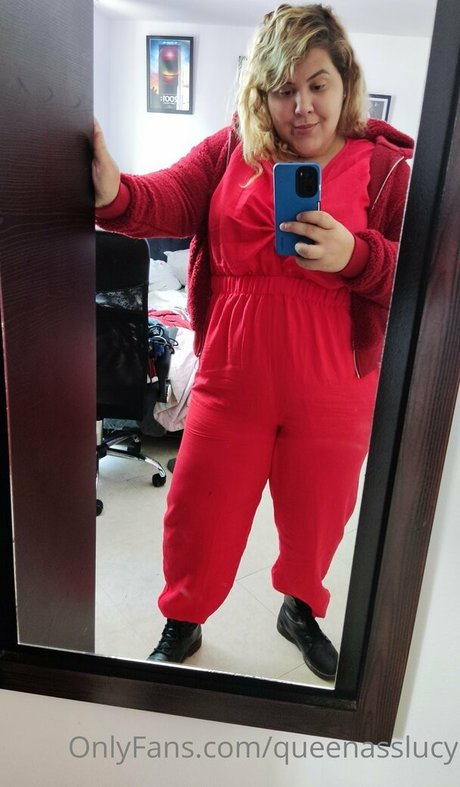 wetbigpussy adult star photo