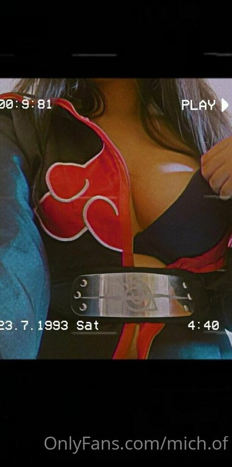 mich of star naked pic