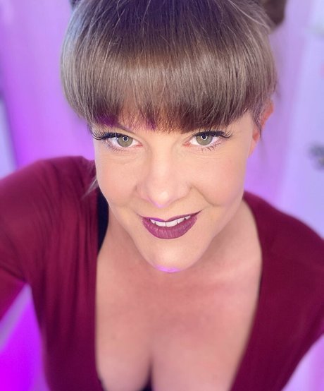 Rebecca Love pornstar nice pic